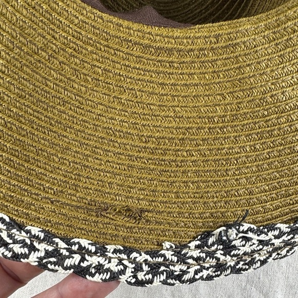 Elegant Brown Wide-Brim Hat with Black and White Trim - Picture 5 of 8